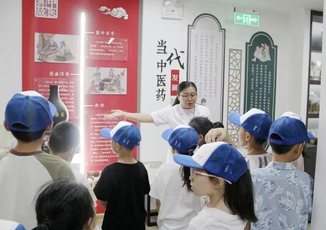 德州市中醫院“中醫藥文化服務月”開啟青少年文化教育新課堂