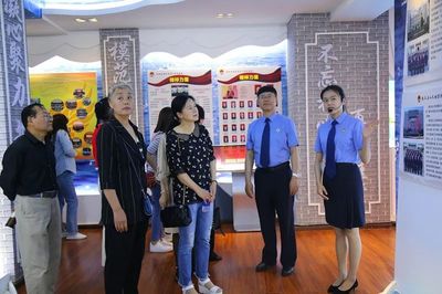 大理 邀“廉內助”進檢察院共話家風，共筑檢察清廉防線